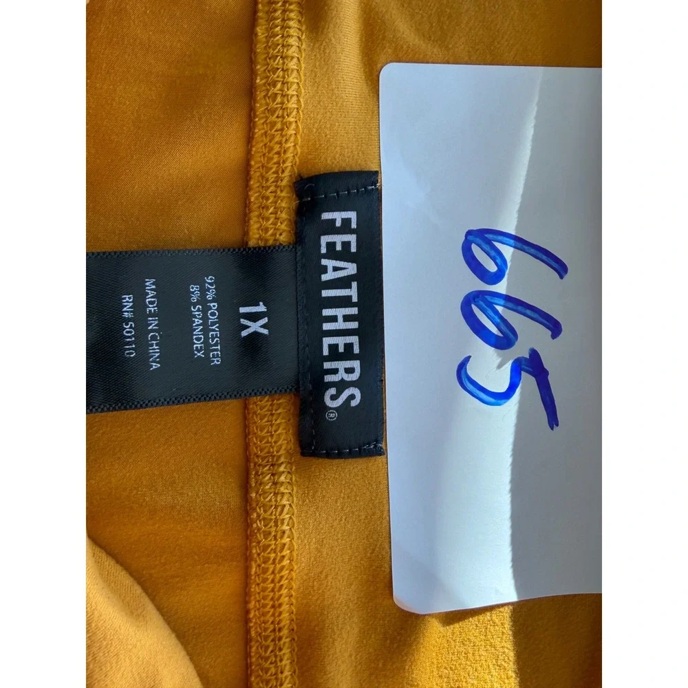 Feathers Biker Shorts Womens 1X Mustard Yellow High Rise Side Pockets